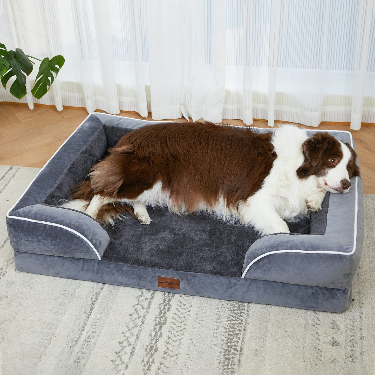 Comfort Expression Waterproof Orthopedic Foam Dog Beds for Extra Large Dogs Durable Dog Sofa Pet Bed Washable Removable Cover with Zipper and Bolster